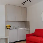 Apartments Lucija Makarska-First Row To The Sea