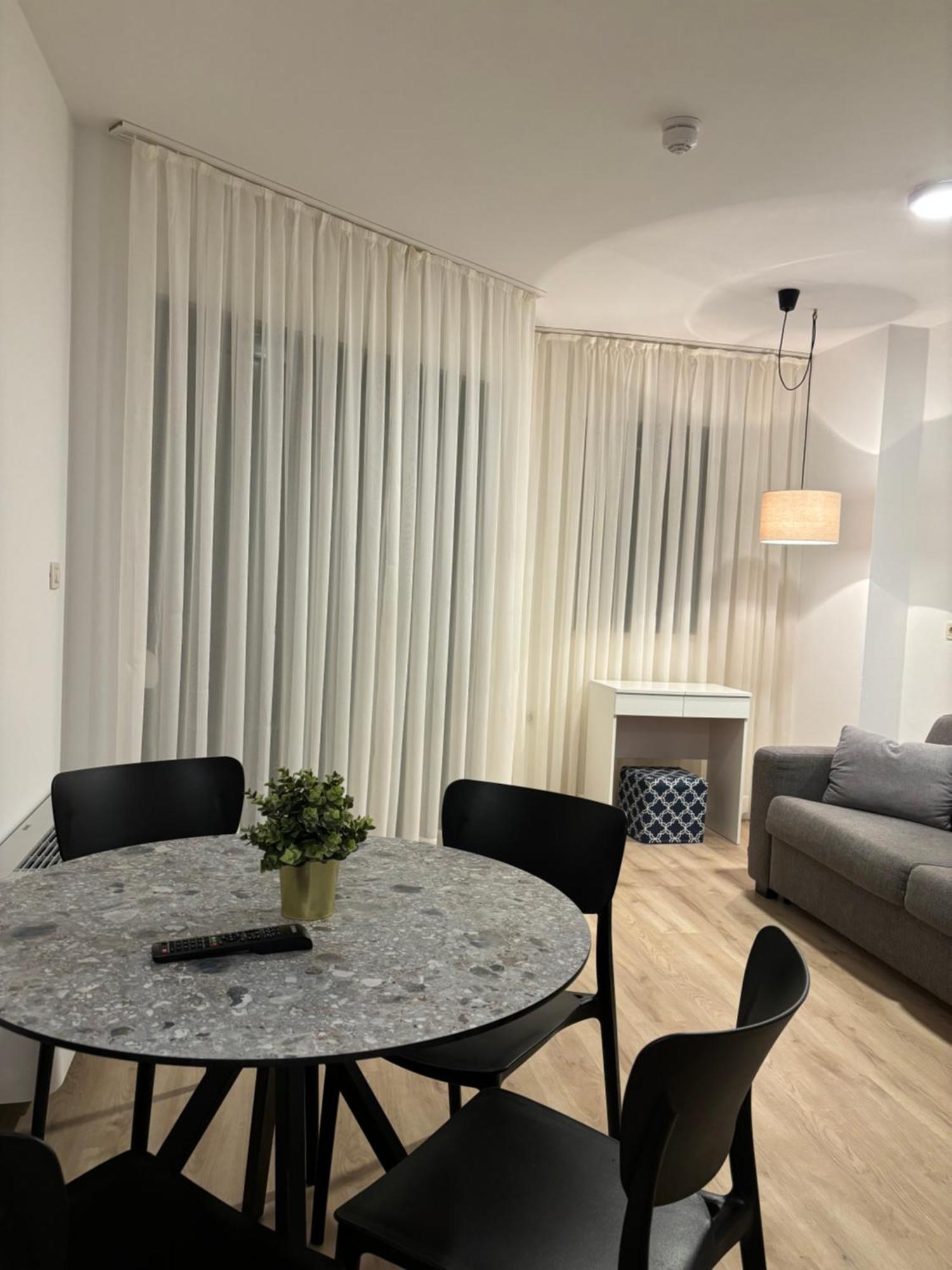 Apartament Lucija Makarska-first Row To The Sea