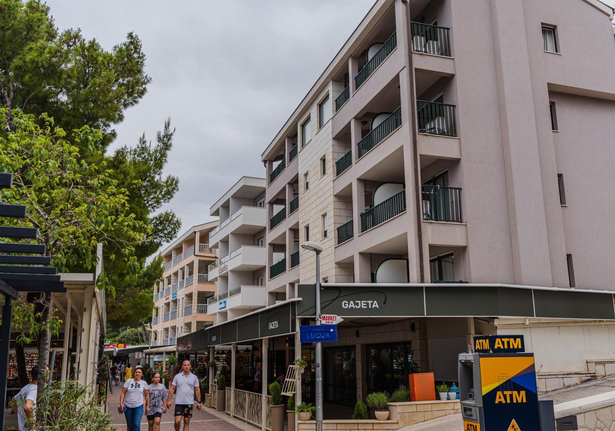 Lucija Makarska-first Row To The Sea Apartament